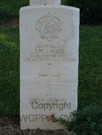 Salonika (Lembet Road) Military Cemetery - Tucker, F W